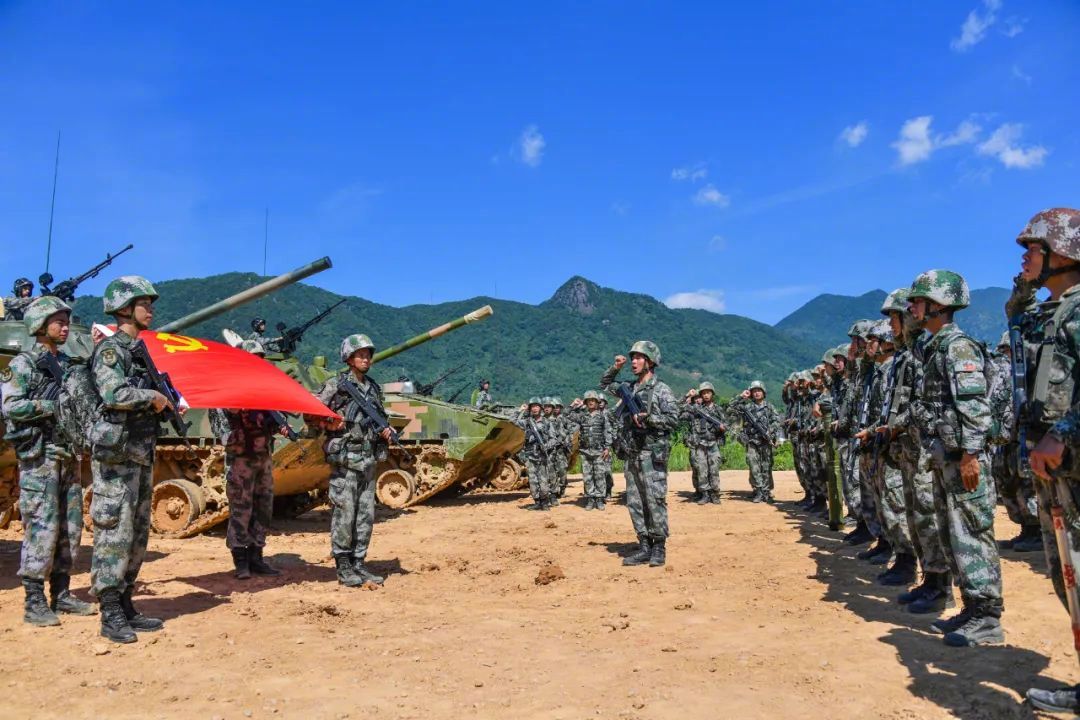 巴基斯坦拳击手苦战晋级，空气中弥漫着斗志