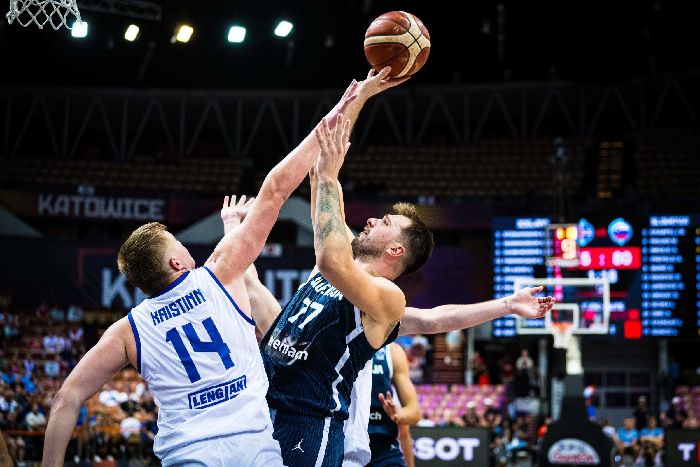 雷速-亚美尼亚队斩获关键胜利，欧洲杯资格晋级第二轮