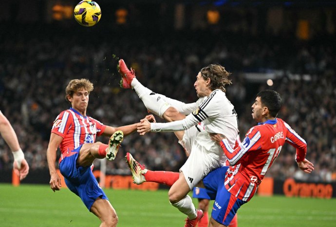 皇马门将状态回升，扑出多次关键球