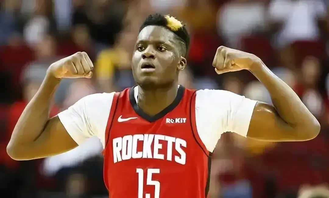 步行者胜骑士，伦纳德独得三双助火箭胜老鹰