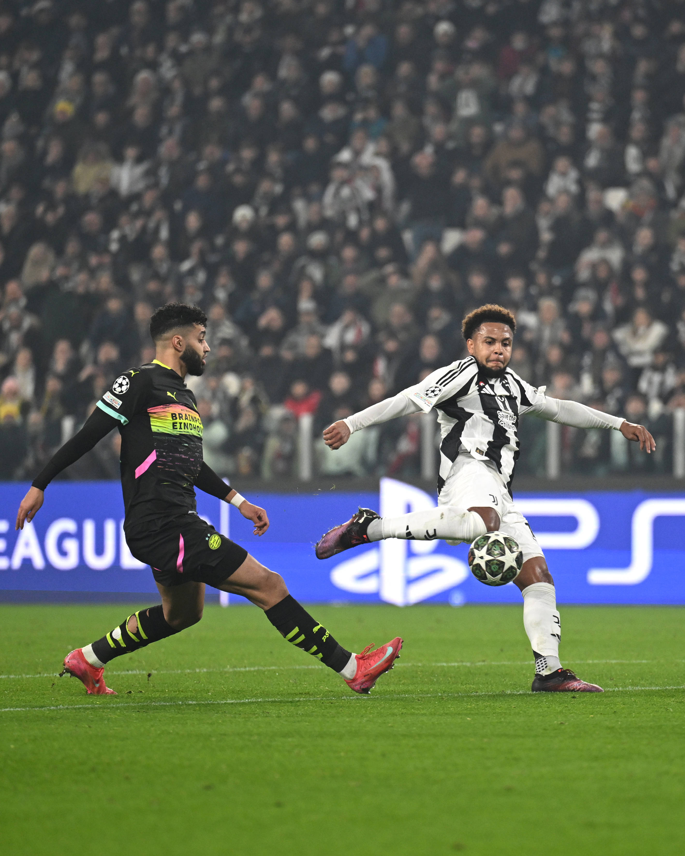 雷速直播-曼城击败巴黎，晋级欧冠决赛引发球迷狂欢