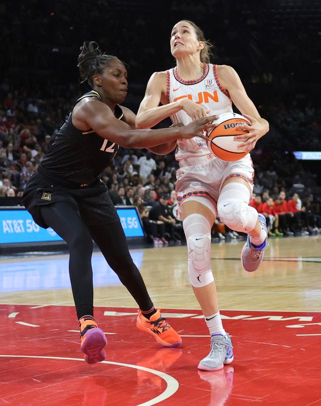 瑟雷斯客场逆转，实现一场胜利