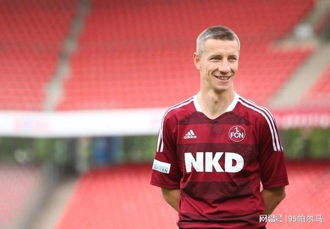 雷速直播-纽伦堡主帅遭遇批评，球队走势堪忧