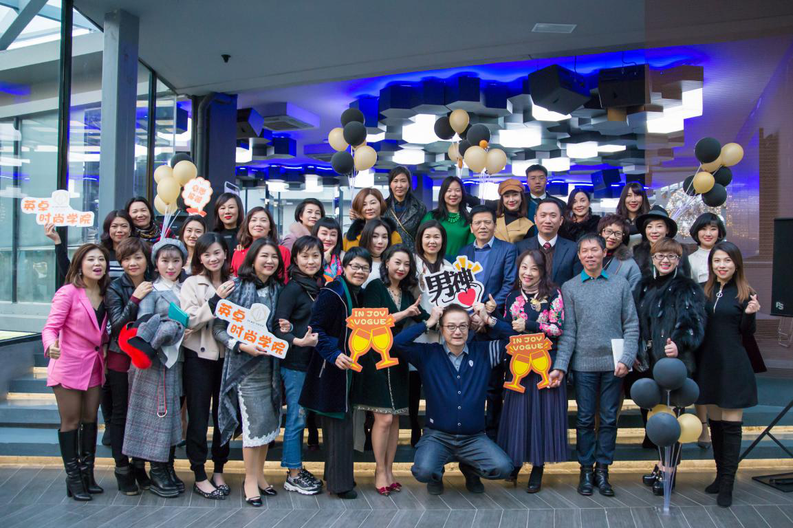 大卢精英融会贯通终获青铜，全队士气高涨