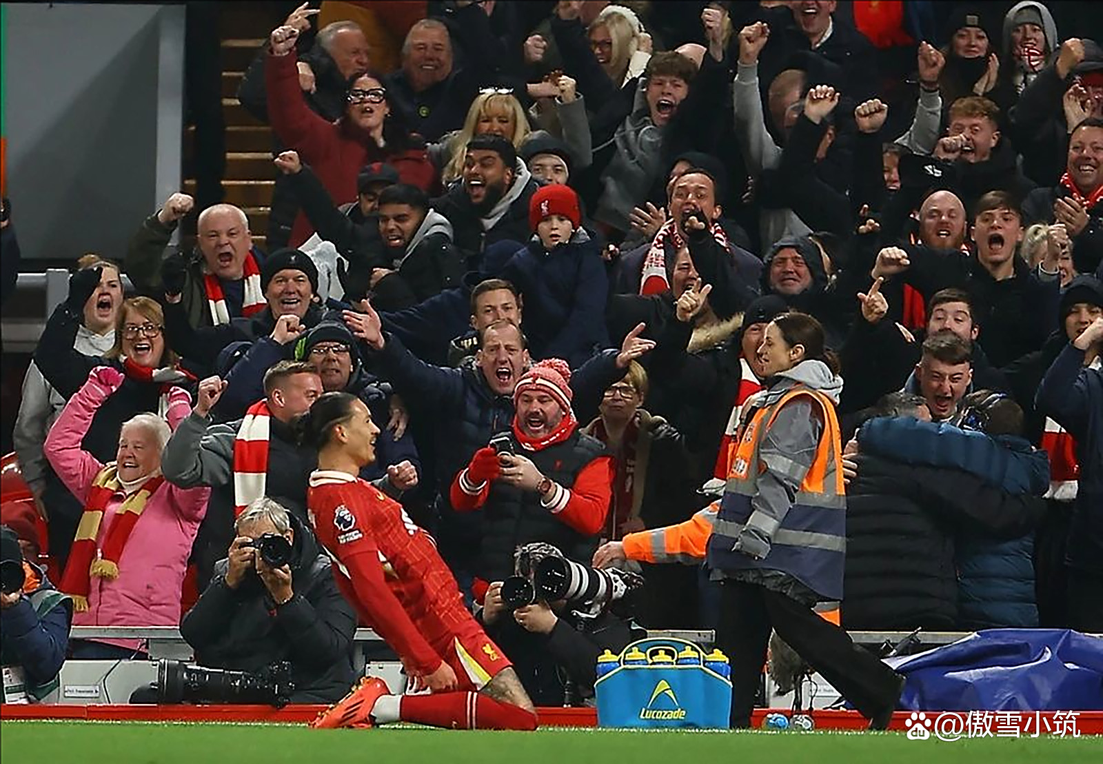 阿斯顿维拉客场告捷,击败劲敌赢得英超积分榜领先 阿斯顿维拉客场告捷,击败劲敌赢得英超积分榜领先