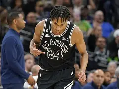 雷速官网-瓦拉多利德客场战平维尔瓦，积分稳定