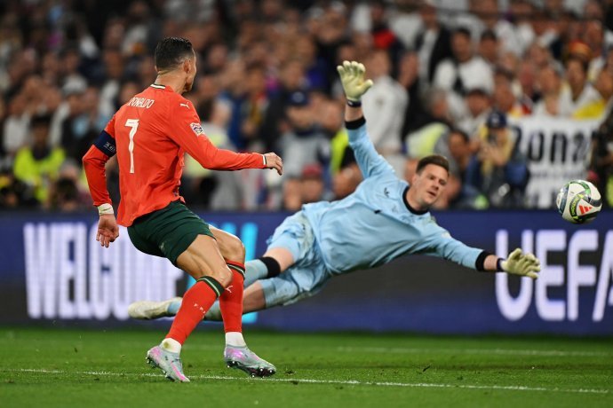 欧国联比赛:球员状态火热,进球频频 欧国联比赛:球员状态火热,进球频频