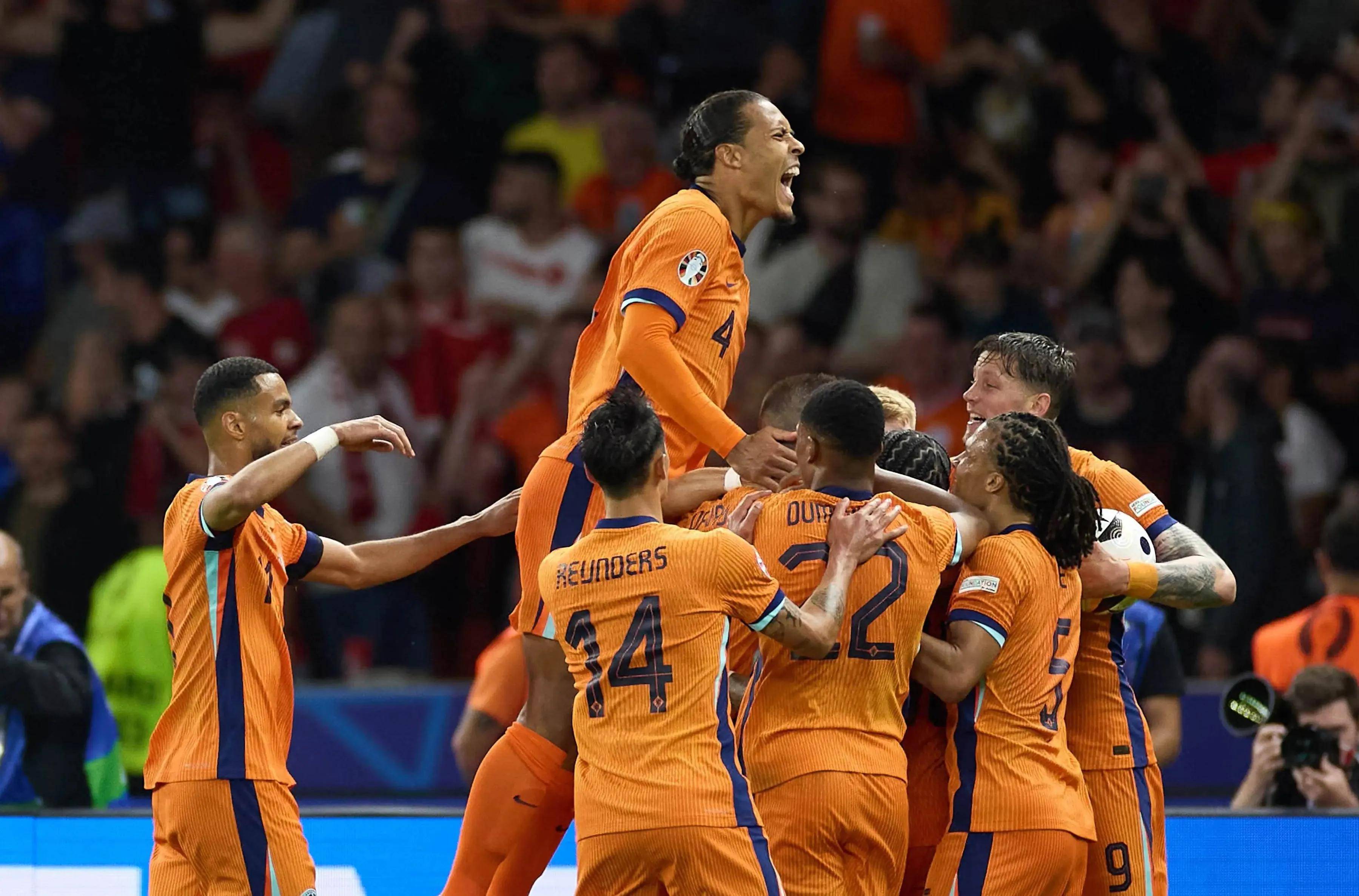 雷速官网-西班牙踢平瑞典保持不败纪录