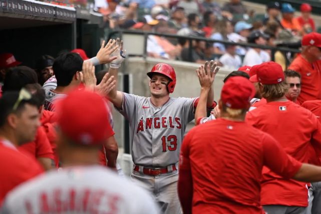 雷速官网-伤愈球员表现出色，帮助球队逆转胜利