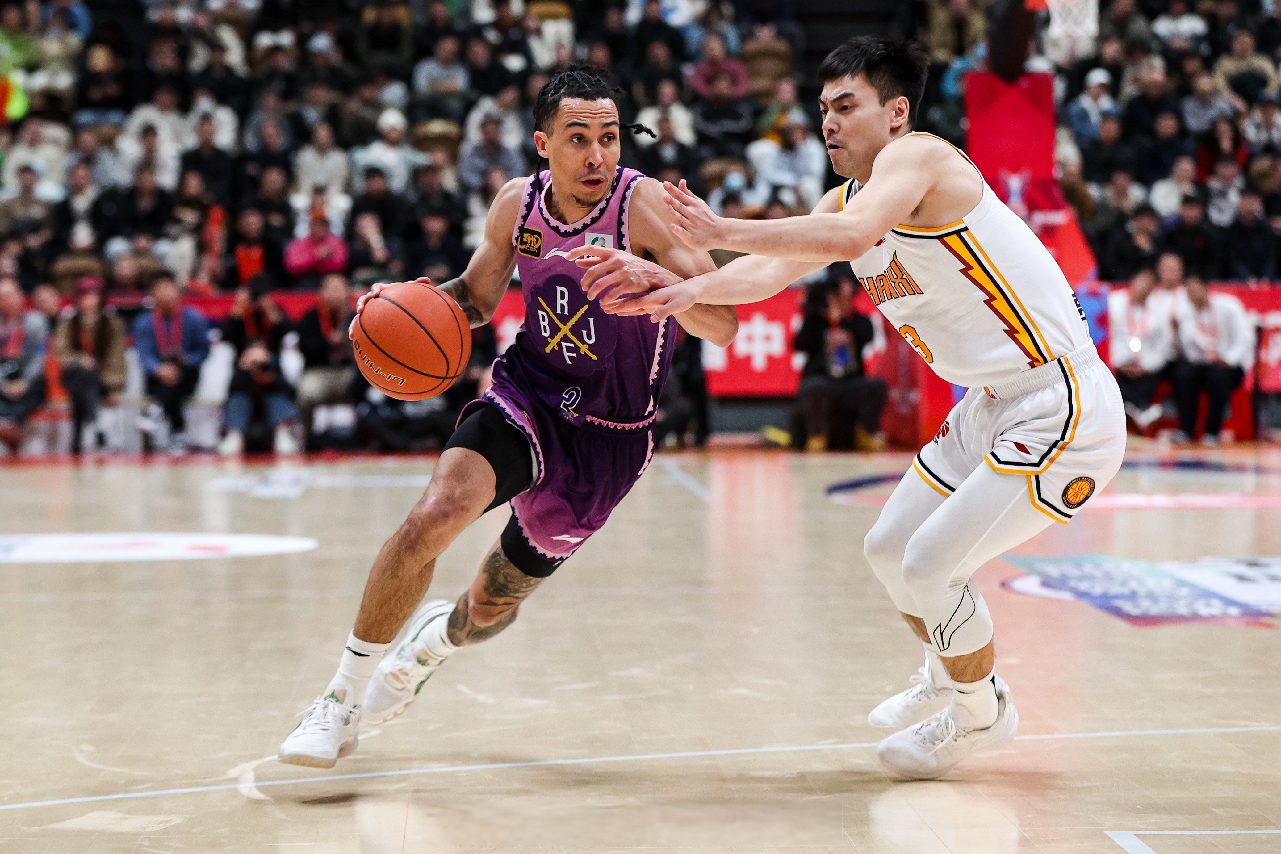 伤愈球员表现出色，帮助球队逆转胜利