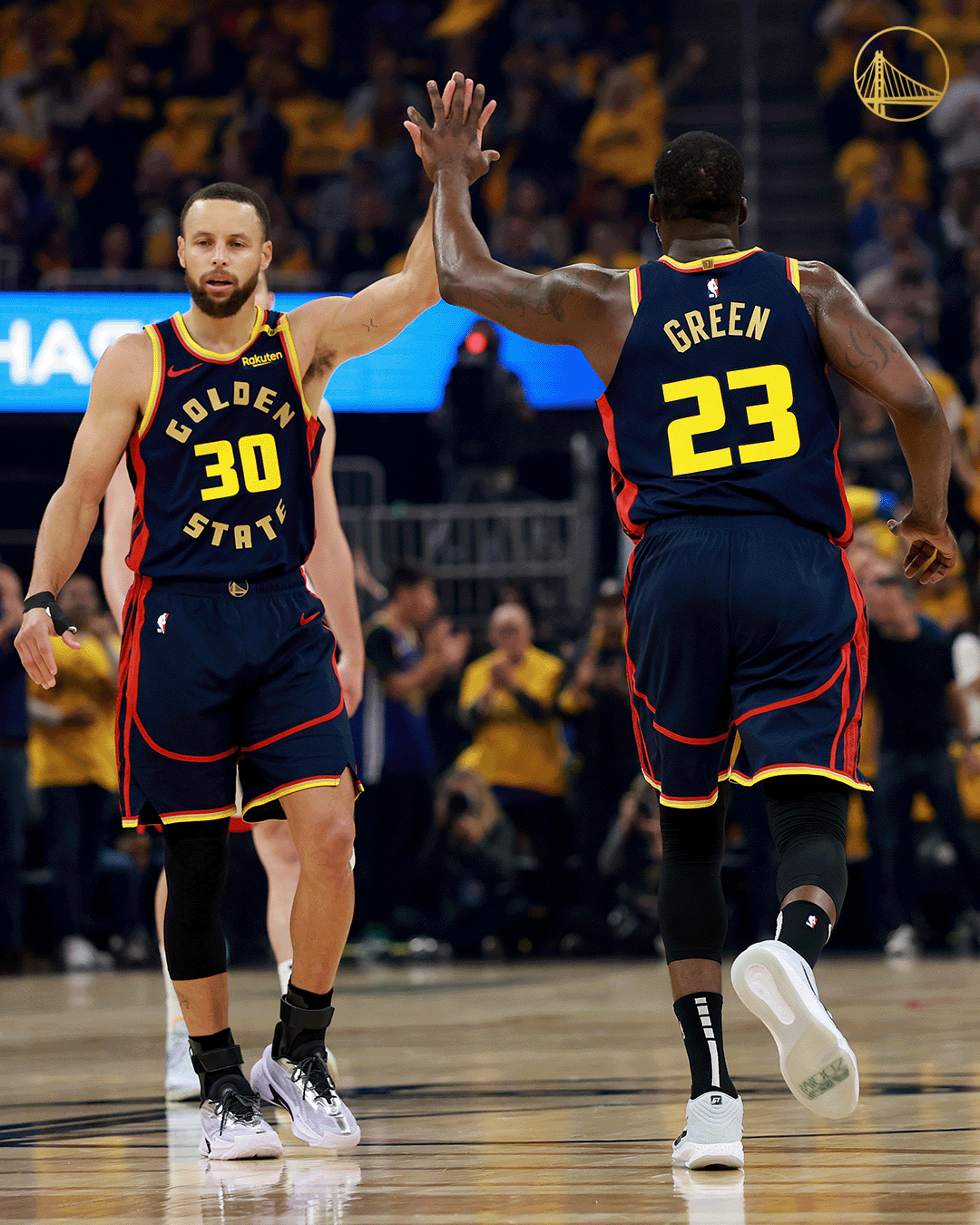 雄鸟横行西部，巴特勒单场高效轰下30+