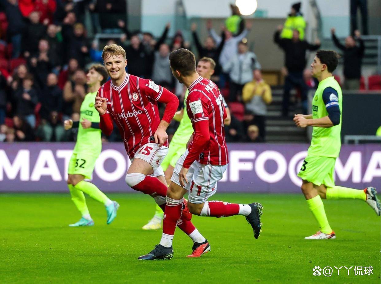 雷速官网-华拉普特连续3轮不败，主场大胜桑德兰保持一统