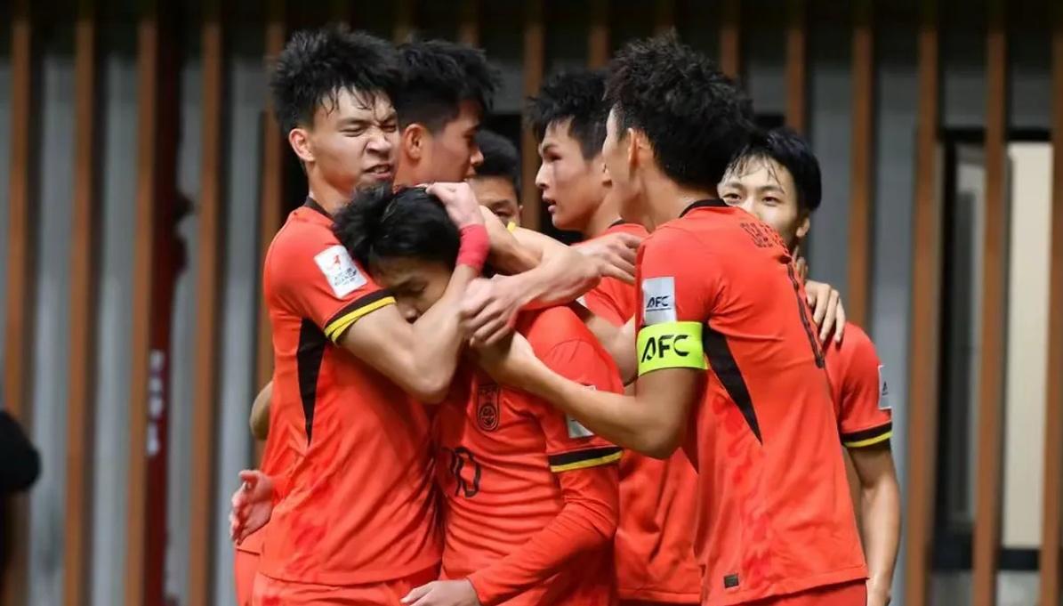 雷速官网-亚洲足球豪门之间的血拼对抗