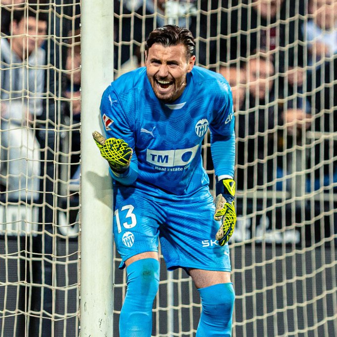 瓦伦西亚的战绩在近期赛事中获赞